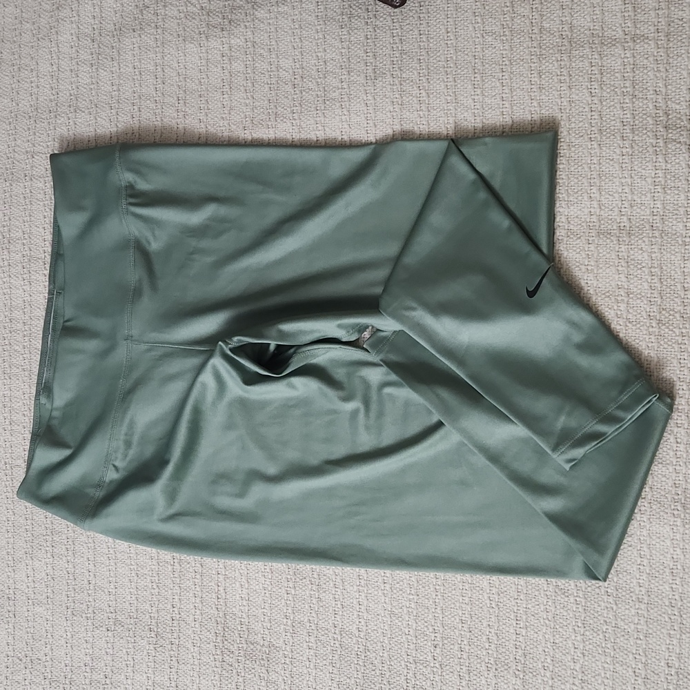 Ladies Nike leggings